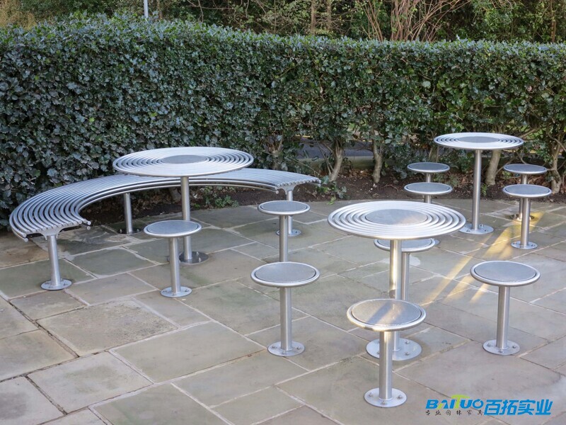 不锈钢景观桌椅款式