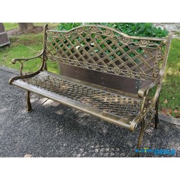 老款户外铸铁长椅
