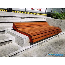  公园竹木景观阶梯座椅