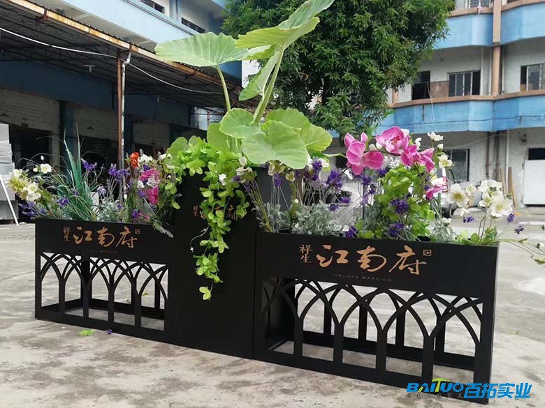铁艺隔断花箱 2