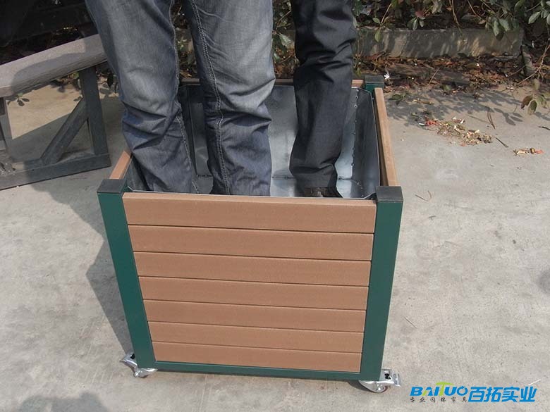 塑木移动花箱可承重2个成人