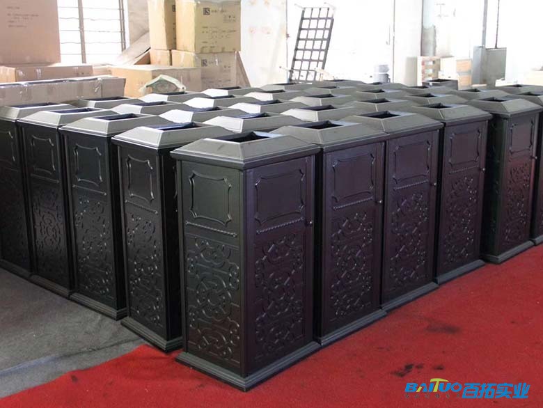 鑄鋁室外垃圾箱 待出貨