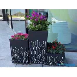 创意镂空铁艺花箱定制