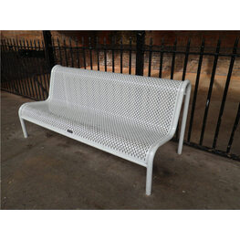 透气又耐久的冲孔板长椅